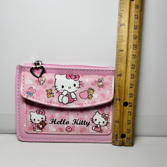 Hello Kitty Pink Coin Wallet - Picture 4 of 7